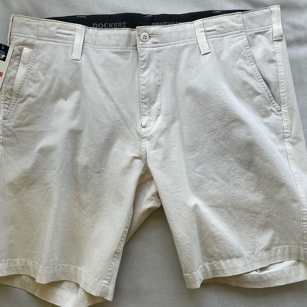 Dockers Smart 360 Flex Men’s Chino Shorts: Waist Size 40
